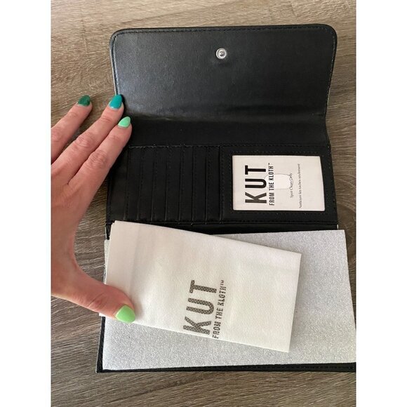 Kut from the Kloth Women's One Size Fits All Wallet - Picture 4 of 5